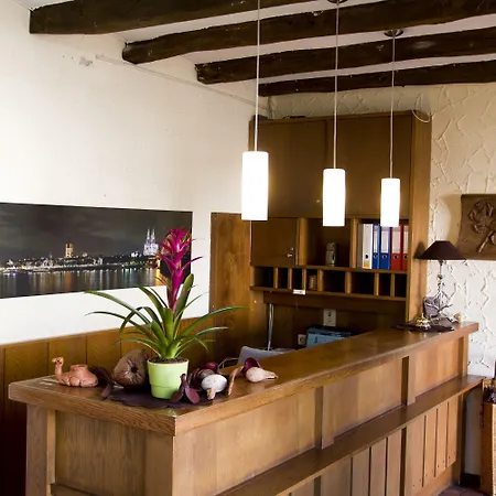 Koelner Hof Refrath Hotel 3*