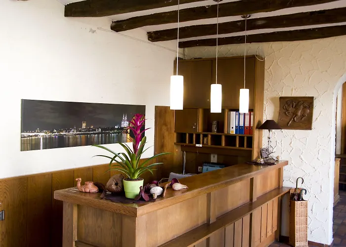 Koelner Hof Refrath Hotel 3*